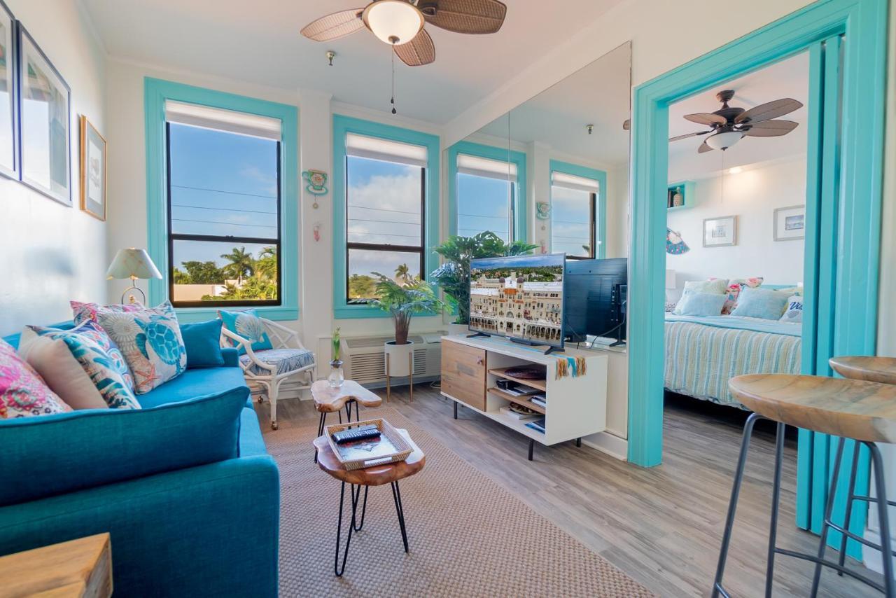 Palm Beach Island Condominiums Extérieur photo