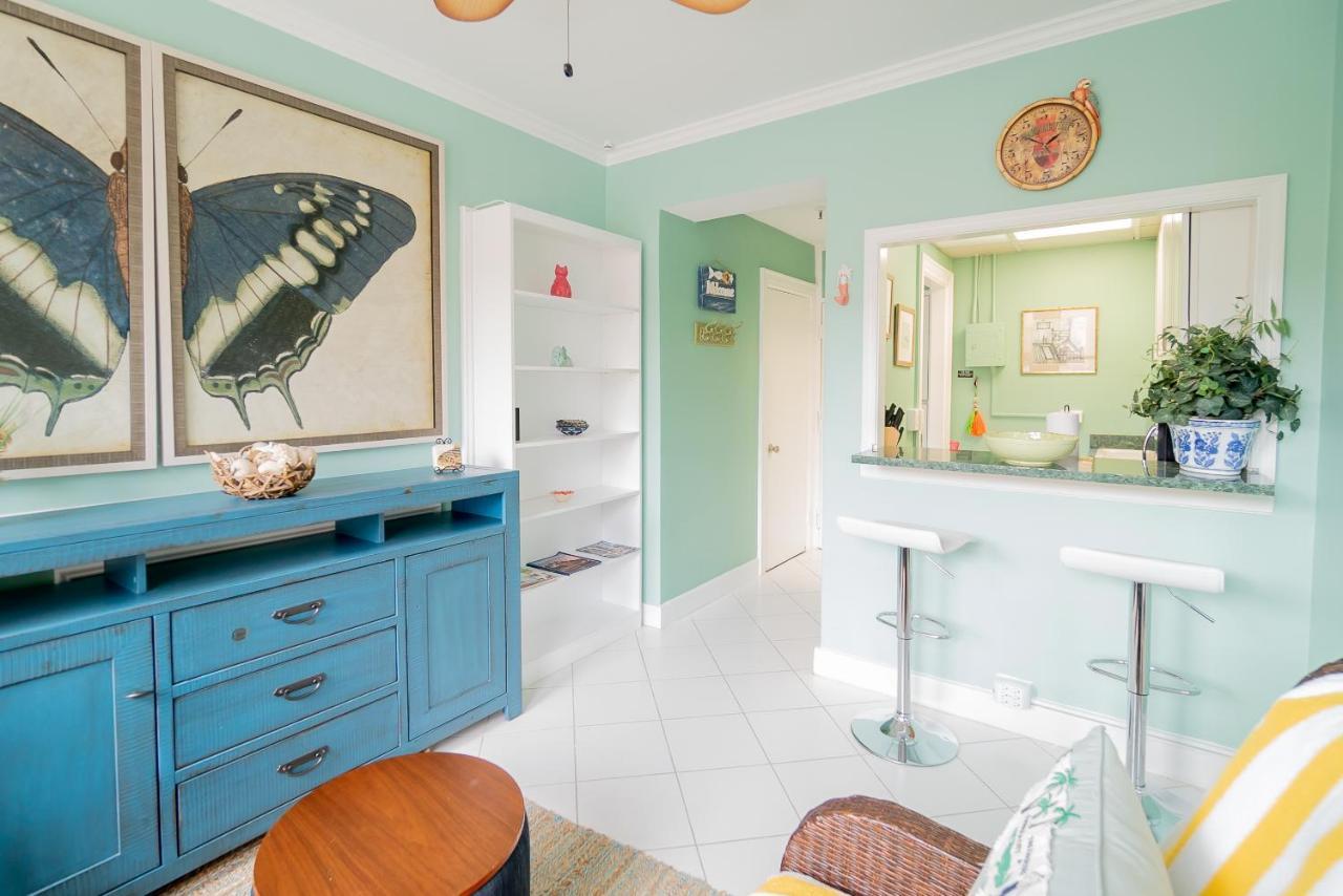Palm Beach Island Condominiums Extérieur photo