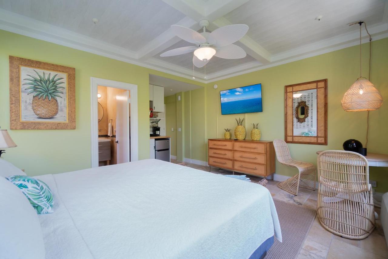 Palm Beach Island Condominiums Extérieur photo